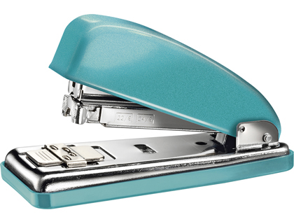 [154083] Grapadora petrus 226 classic wow turquesa metalizado capacidad 30 hojas en blister