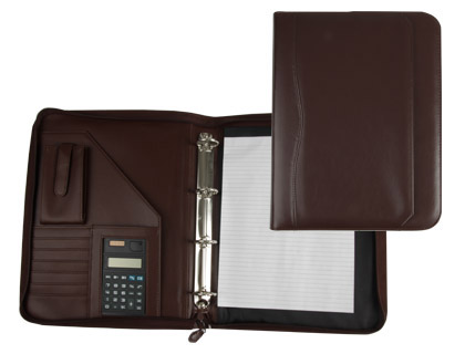 [31378] Carpeta portafolios q-connect cremallera 4 anillas 20 mm concalculadora con bolsa para movil color marron 260x355 mm